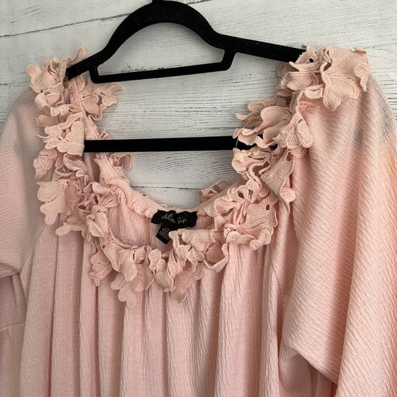 Melissa Paige Embroiled Half Sleeve Blouse | SIZE L - Picture 3 of 8